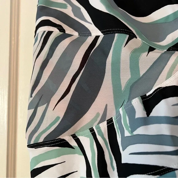 Beyond Control Wild Life One-Shoulder Swimsuit - Picture 7 of 11